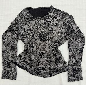 Vintage Floral Knit Long Sleeve Top