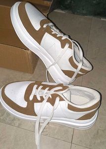 Stylish White &amp; Brown Sneakers