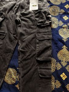 Cargo Jeans