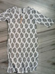 HERE&amp;NOW Printed Top