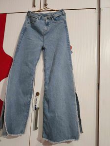 Here &Now Wide Leg Open Jeans