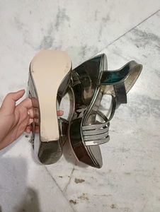 Beautiful Silver Partywear Wedges