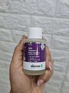Derma Co Vitamin C Serum