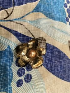 Floral Pendant Necklace