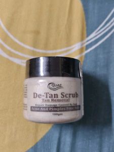 QUAT De-Tan Scrub