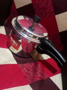 Jaipan Star Series Cooker( 3 Litre)