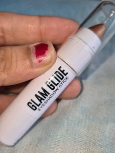 Glam Glide Eyeshadow Stick