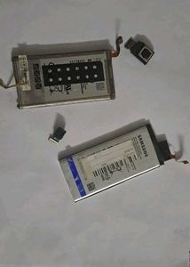 Damaged Samsung Phone - For Parts
