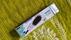 Vega Go Mini Hair Straightening Brush