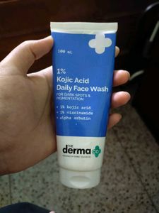 Derma Co Kojic Acid Face Wash