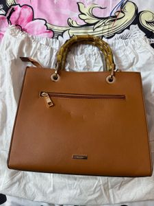 Unused Aldo Bag Has Detachable Straps With Flaw