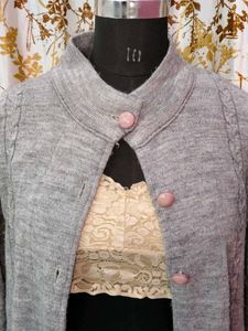 Elegant Grey Knit Cardigan