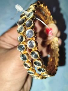 Gold Tone Bangle Set