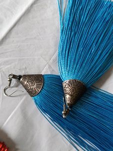 New Earrings Set Of 2