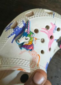 A new original crocs clogs for girl 2 years