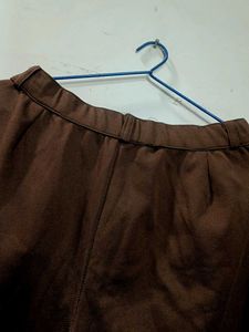 pretty fashionable women Brown trousers