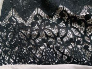 ‼️FREE DELIVERY‼️Elegant Lace Detail Top