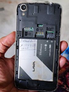 Cracked Screen lava non working Phone