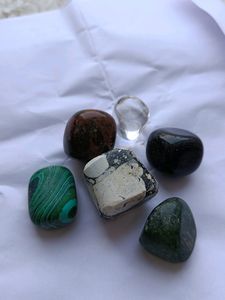 NATURAL CRYSTAL TUMBLES