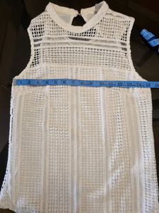 H&amp;M crochet White TShirt 30&#34; Formal Classy