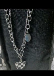 Aesthetic Chains