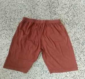 Brown Shorts/ Tights🤎