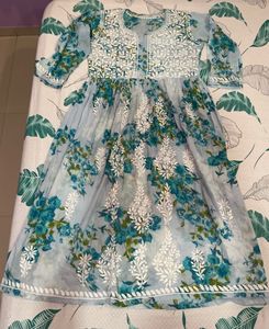Chikankari Pretty Floral Print Kurta Women !