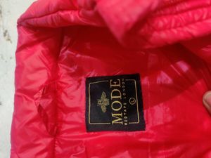 MODE Red Tape Sleeveless Puffed Jacket For Girls