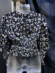 Floral print top