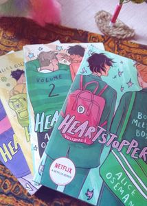 Heartstopper Volumes 1-4