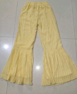 Cute Yellow GirlsKids Outfit