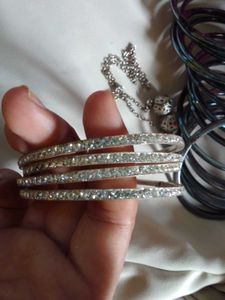 Sparkly Bangle Set
