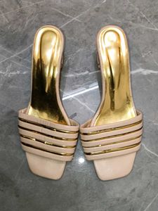 Elegant Gold Accent Sandals