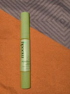 Blemish fading pen from moody