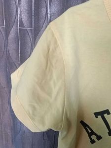 Graphic Tee  💛