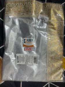 Elegant dining table cover