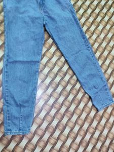 Stylish Blue Mom Fit Denim Jeans