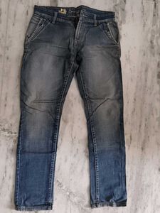 Emanuel Jeans - Stylish Denim