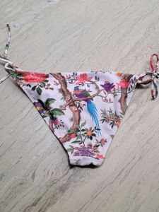 like new imported Fabric  panty