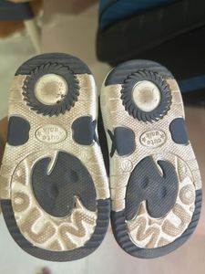 9-12 Months Babyhug Shoes