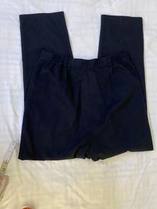 High rise Black Trousers Waist 30(fits 32 too)