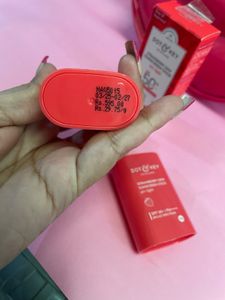 Dot &amp; Key Sunscreen
