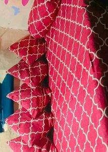 Brand New Diwan Bedsheet With 5 Cuison 2 Round Co
