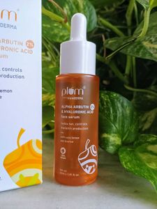 Plum Alpha Arbutin &amp; Hyaluronic Acid Face Serum