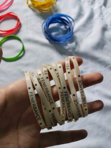 Friendships Band