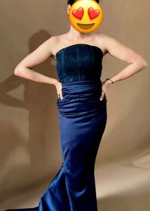 Elegant Black Strapless Evening Gown