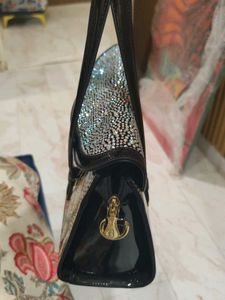 Unique Snakeskin &amp; Rhinestone Handbag