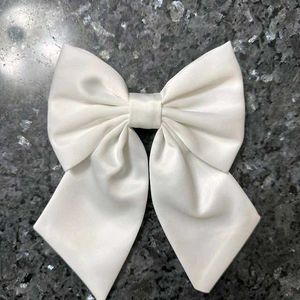 Snow White Bow Clip