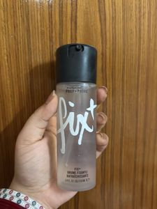 MAC prep and prime makeup primer