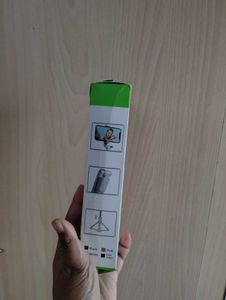 Extendable Phone Selfie Stick Tripod